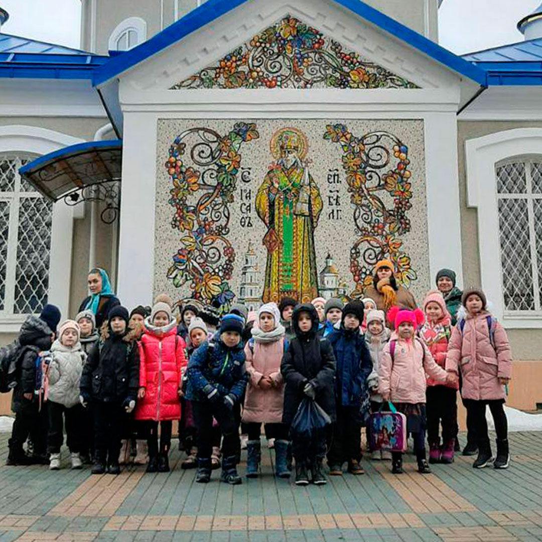 Николо-Иоасафовский собор с экскурсией посетили школьники